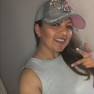 Meet your Posher, Luz